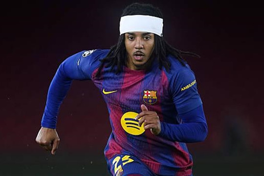 Liverpool sẵn sàng chi 80 triệu euro cho 'bom tấn' Jules Kounde từ Barcelona