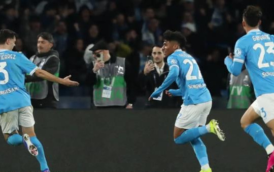 Napoli 2-2 AS Roma: Tân binh Alisson Santos giải cứu đội chủ nhà phút 82
