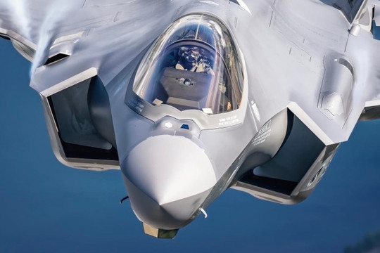 Khả năng bẻ khóa tiêm kích F-35 để giành quyền tự chủ vận hành phần mềm