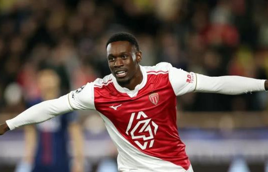 Folarin Balogun đi vào lịch sử Champions League trong ngày Monaco gục ngã trước PSG