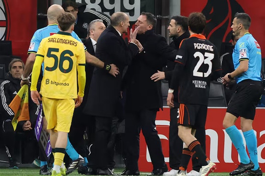 Max Allegri công khai lăng mạ Cesc Fabregas sau trận hòa kịch tính của AC Milan
