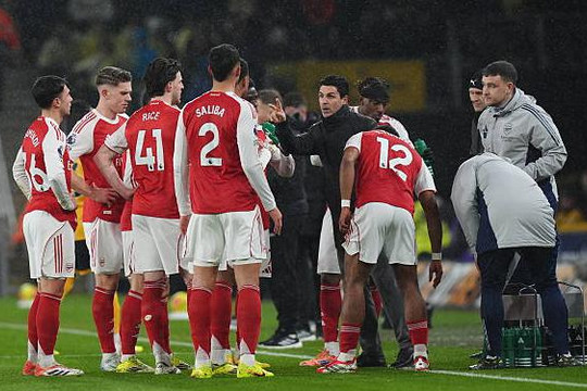 Arsenal đánh rơi điểm số trước Wolves: Khi sự thực dụng của Mikel Arteta trở thành con dao hai lưỡi