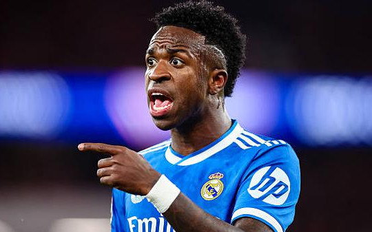 Vinicius Junior kế thừa di sản Ronaldo trở thành ông hoàng mới tại Champions League