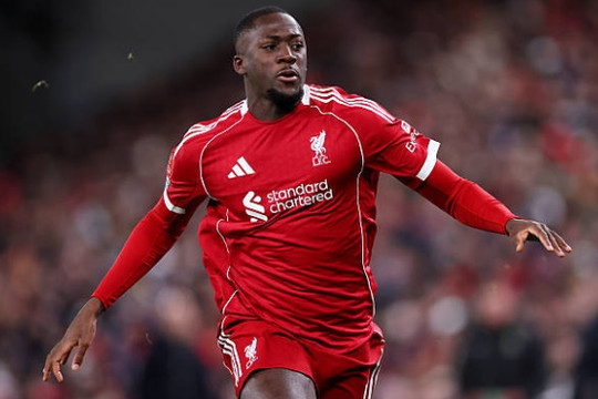 Ibrahima Konate và bài toán Liverpool: 'Quân bài domino' định đoạt kỳ chuyển nhượng