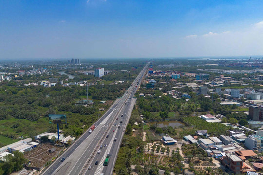 Mở rộng cao tốc TP HCM - Long Thành lên 10 làn xe: Tiến độ sau 6 tháng thi công