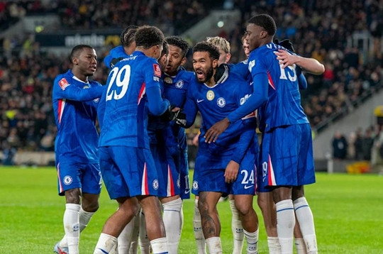 Chelsea và canh bạc Champions League: Đóng băng hợp đồng để cứu vãn cấu trúc tài chính