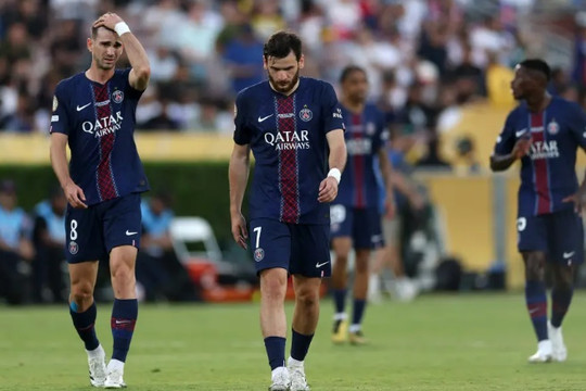 RC Lens đánh chiếm ngôi đầu Ligue 1: PSG đối mặt thử thách bảo vệ vương quyền