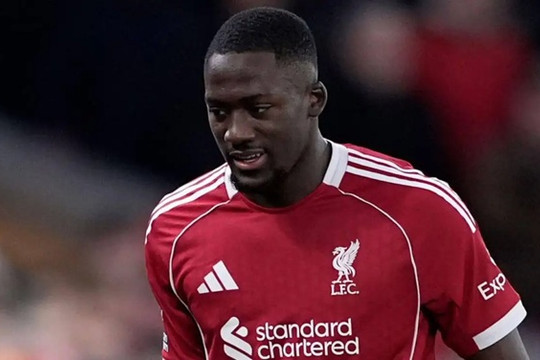 Liverpool nhắm Fikayo Tomori: Lời giải cho bài toán Konate và người kế thừa Virgil van Dijk