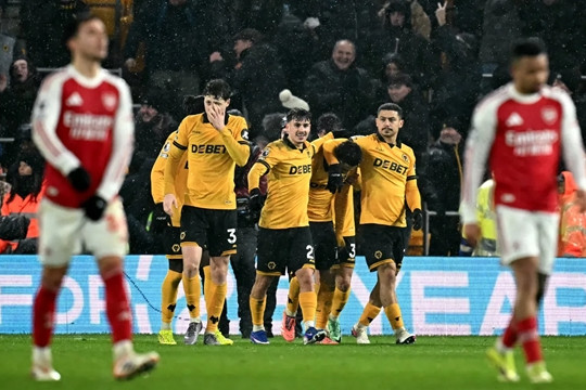 Mikel Arteta đối mặt áp lực từ chức nếu Arsenal tiếp tục trắng tay tại Ngoại hạng Anh