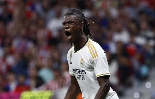 MU nhắm Camavinga giá 75 triệu euro, Arsenal đàm phán chiêu mộ Rafael Leao