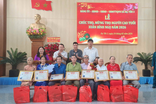 110 người cao tuổi xã Đạ Tẻh 3 được chúc thọ, mừng thọ