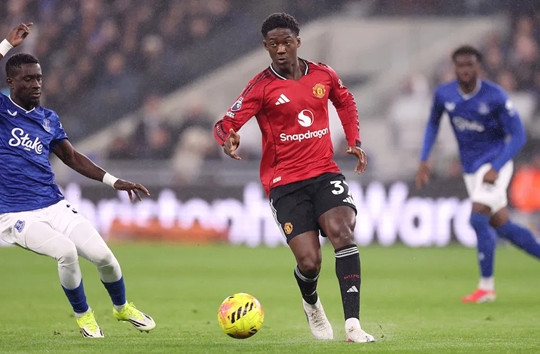 Kobbie Mainoo: Báu vật giúp Man Utd hồi sinh mạnh mẽ dưới triều đại Michael Carrick