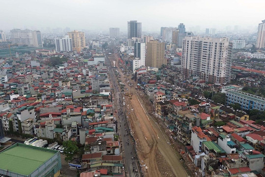 Vành đai 1 đoạn Hoàng Cầu - Voi Phục: Thảm nhựa phân đoạn đầu tiên, phấn đấu về đích sớm