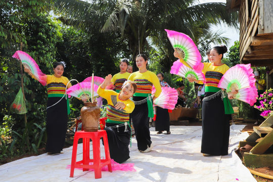 Nhịp nhàng điệu múa đại ngàn Lâm Đồng