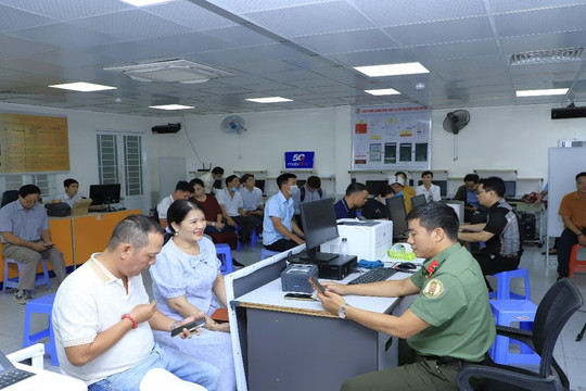 Công an tỉnh Đồng Nai tập trung giải quyết thủ tục hành chính cho người dân sau Tết