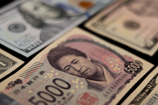 Tỷ giá đồng yên phục hồi về mức 155,8 JPY/USD khi BOJ phát tín hiệu tăng lãi suất