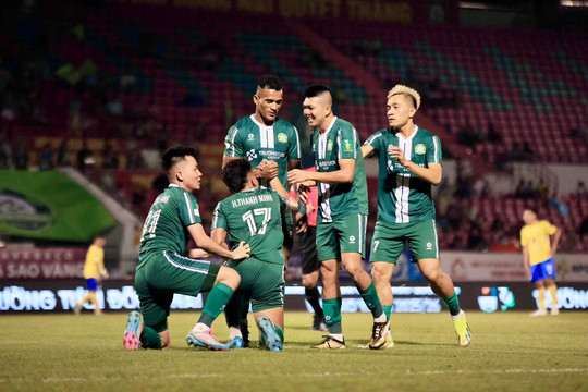 Đồng Nai đè bẹp Đồng Tháp 5-1: Chính thức vô địch lượt đi giải Hạng Nhất sớm một vòng