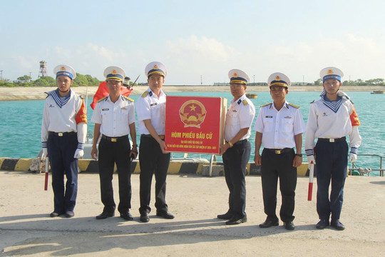Tổ chức tốt các hội nghị tiếp xúc cử tri trước ngày bầu cử Quốc hội khóa XVI
