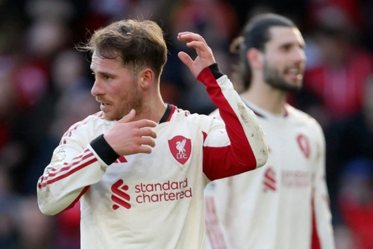 Liverpool giải bài toán số 10 trước West Ham: Mac Allister hay Szoboszlai?
