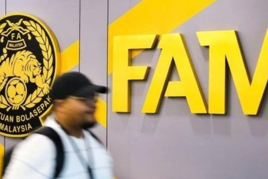 Bóng đá Malaysia đối mặt án phạt nặng từ FIFA vì bê bối cầu thủ nhập tịch