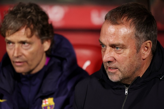 Barcelona đối mặt thử thách Villarreal: Khi hệ thống của Hansi Flick lộ rõ những vết nứt
