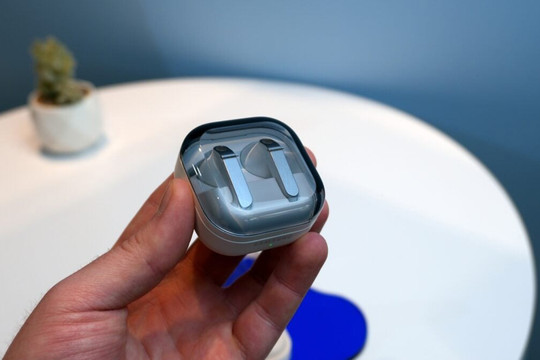 Giải mã chuẩn âm thanh UHQ trên Galaxy Buds 4: Những thiết bị Samsung nào hỗ trợ?
