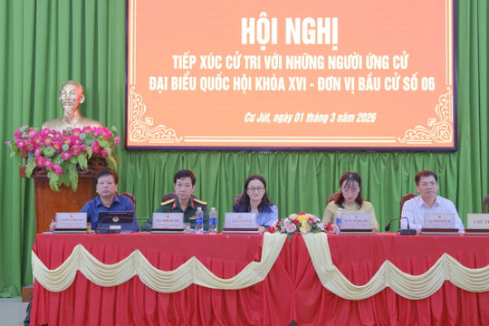 Ứng cử viên ĐBQH khóa XVI tiếp xúc cử tri các xã Cư Jút, Đắk Mil và Nâm Nung