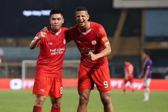 Siêu phẩm của Hữu Thắng giúp Thể Công Viettel hạ Hà Nội FC, chiếm ngôi nhì V-League