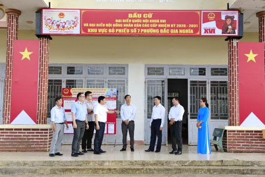 Kiểm tra công tác bầu cử tại phường Bắc Gia Nghĩa