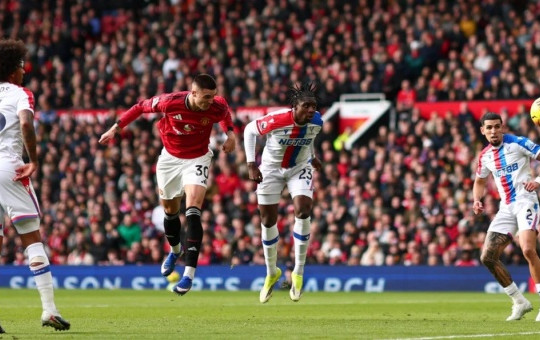 Benjamin Sesko và sự lột xác của một 'số 9' hiện đại trong màu áo Man Utd