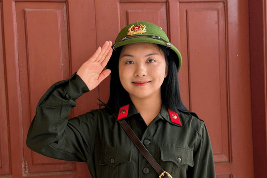 Nữ cử nhân tại Bắc Ninh viết đơn tình nguyện tham gia nghĩa vụ Công an nhân dân