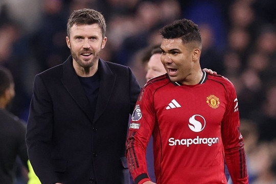 Casemiro rực sáng với 114 lần chạm bóng: 'Ông chủ' đưa MU lên vị trí thứ 3