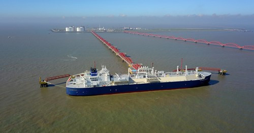 Nga tăng chiết khấu dầu Urals lên 15 USD để duy trì xuất khẩu sang Trung Quốc