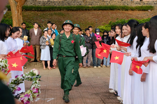 Vững tin lên đường nhập ngũ