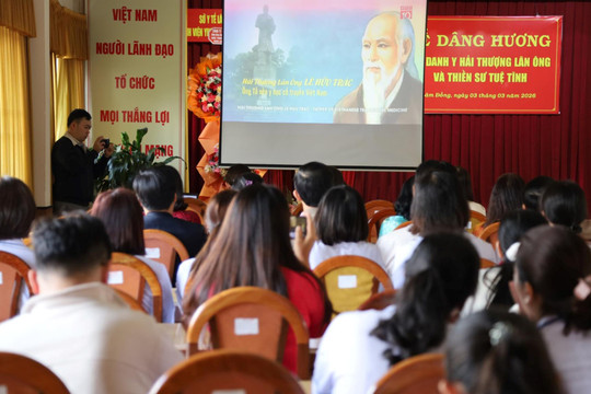 Dâng hương Đại danh y Hải Thượng Lãn Ông và Thiền sư Tuệ Tĩnh