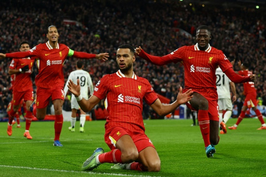 Liverpool và bài toán nhân sự nan giải: Thử thách xoay tua cực đại cho Arne Slot