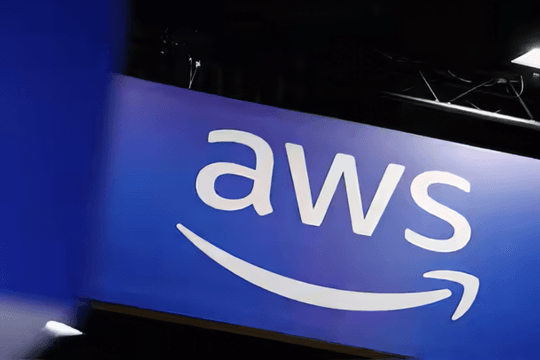 Trung tâm dữ liệu AWS tại UAE bốc cháy do va chạm vật thể lạ gây gián đoạn dịch vụ