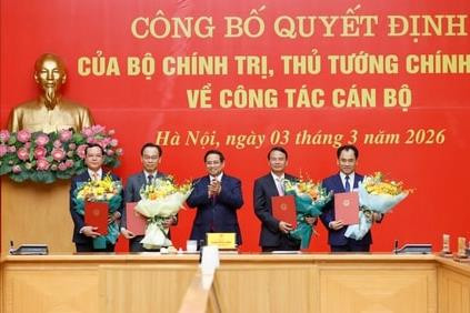 Thủ tướng trao quyết định chỉ định, bổ nhiệm Phó Bí thư Đảng ủy Chính phủ và lãnh đạo 4 bộ, cơ quan ngang bộ
