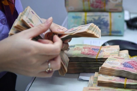 Phụ cấp đối với sĩ quan làm nhiệm vụ thường xuyên trên biển