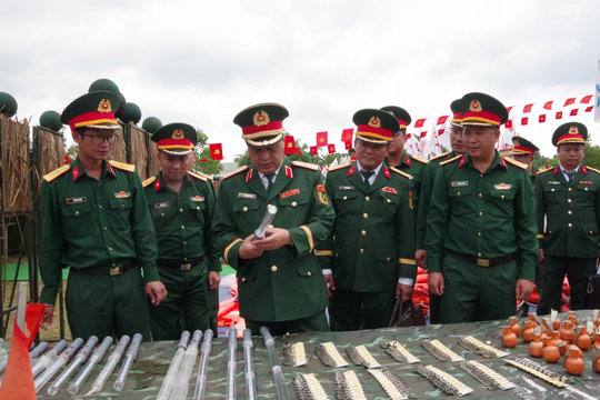 Kiểm tra công tác tiếp nhận chiến sĩ mới tại các Trung đoàn Bộ binh 994A