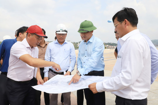 Đồng chí Lê Trọng Yên kiểm tra một số dự án tại khu vực phía Tây Lâm Đồng