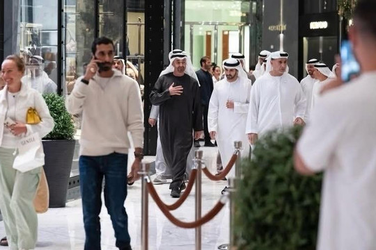 UAE: Cách quốc gia xa hoa bảo vệ và chi trả toàn bộ chi phí cho 20.000 du khách mắc kẹt