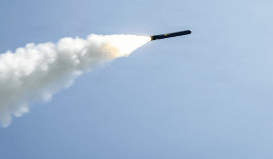 CENTCOM công bố video tiêu diệt mục tiêu tại Iran và tiêm kích Qatar bắn hạ hai máy bay Su-24