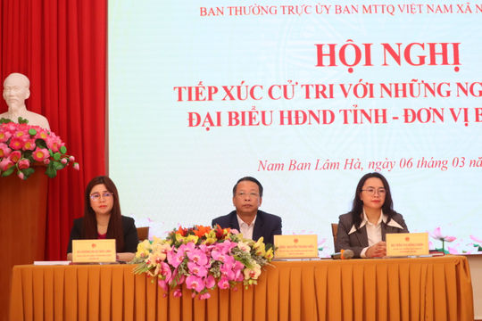 Cử tri xã Nam Ban Lâm Hà bày tỏ tin tưởng đối với các ứng cử viên đại biểu HĐND tỉnh