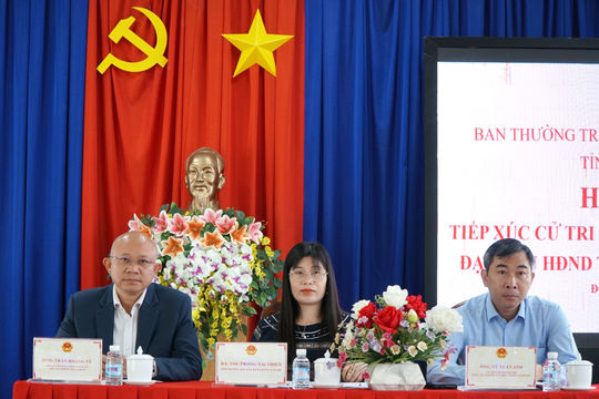 Ứng cử viên đại biểu HĐND tỉnh Lâm Đồng đơn vị bầu cử số 7 tiếp xúc cử tri tại xã Tà Năng