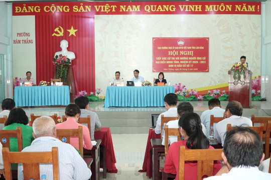 Ứng cử viên đại biểu HĐND tỉnh Lâm Đồng tiếp xúc cử tri phường Hàm Thắng