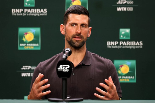 Novak Djokovic giải thích lý do ngừng thi đấu, Mayweather kiểm tra y tế chờ đấu Pacquiao