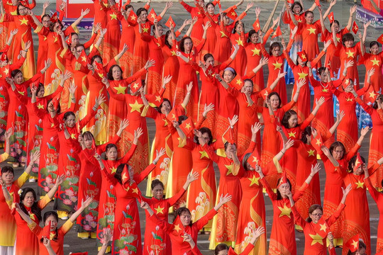 Những mùa hoa tháng ba