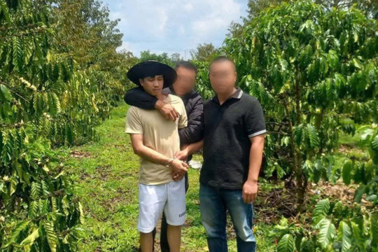 Công an Lâm Đồng bắt đối tượng hiếp dâm trẻ em trốn truy nã