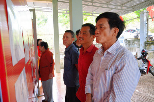 Cử tri các dân tộc phía Tây Lâm Đồng gửi gắm niềm tin vào lá phiếu